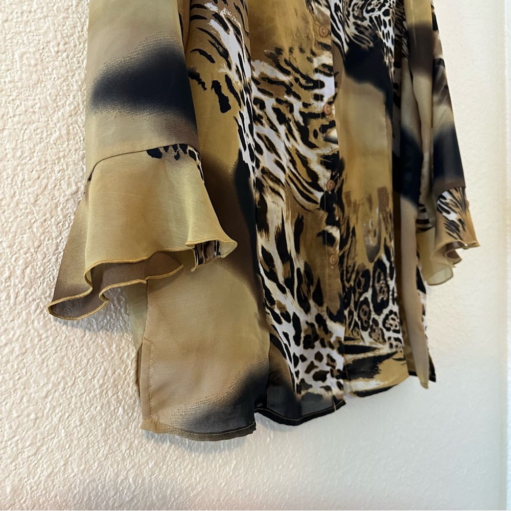 Essentials by Milano Vintage Sheer Leopard Tiger Women’s Button Down Blouse - Picture 4 of 7